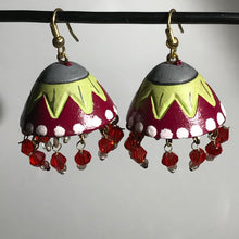 Teracotta hanging earing